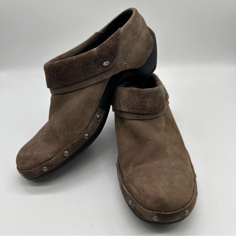 Merrell Drizzle Luxe Wrap Studded Suede Slip-On Clogs Taupe Size 7.5